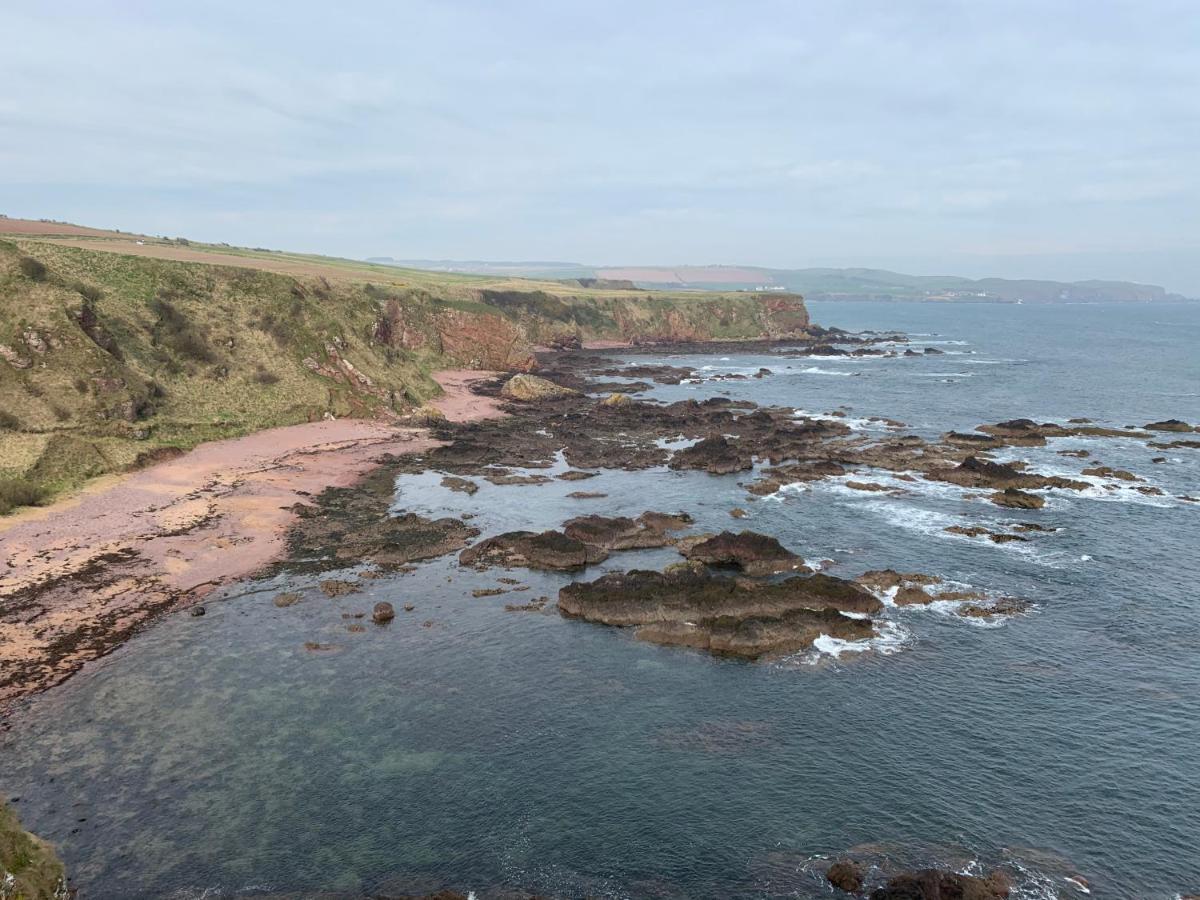 Close To The Beach, Harbour And Local Shops Eyemouth Buitenkant foto